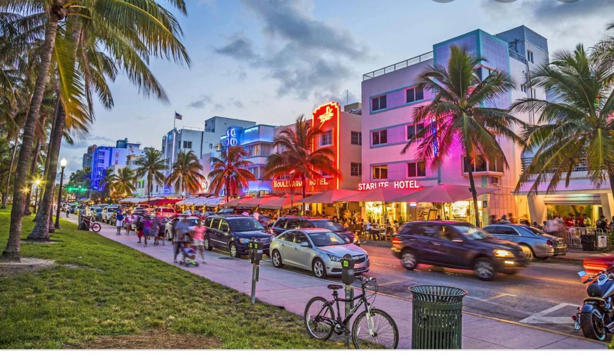 Hostel Brazilian Miami Ngoại thất bức ảnh