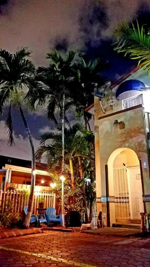 Hostel Brazilian Miami Ngoại thất bức ảnh