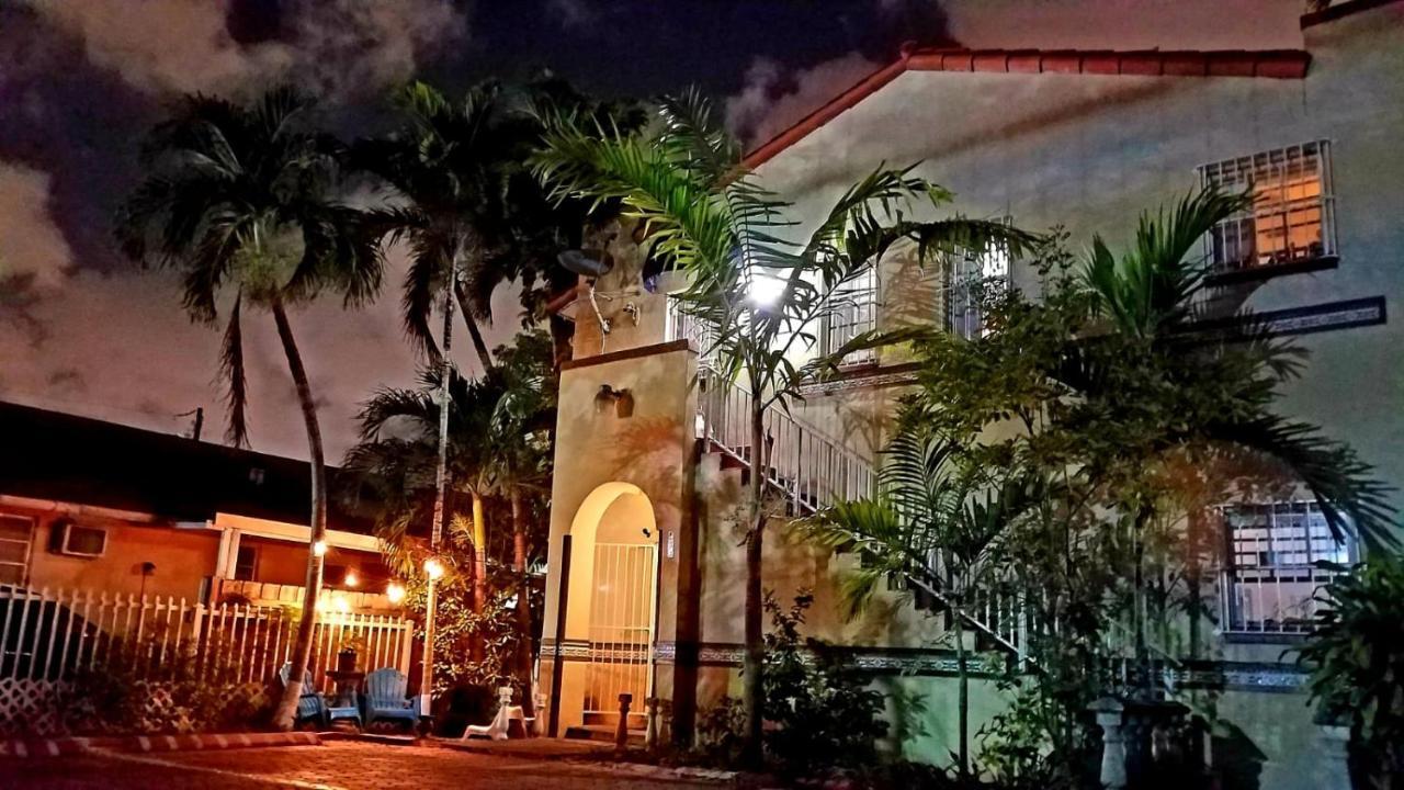 Hostel Brazilian Miami Ngoại thất bức ảnh